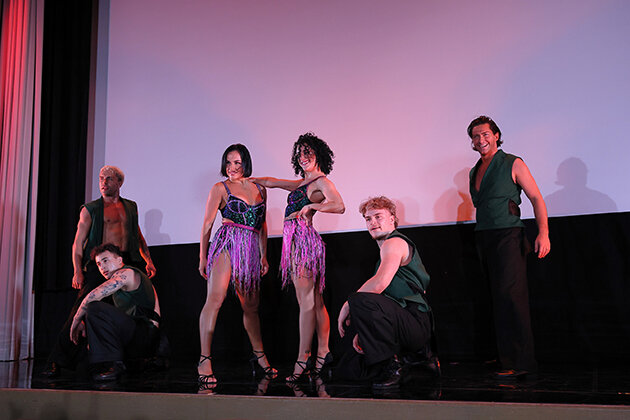 btf260904-3.jpg