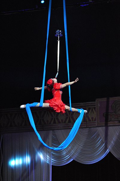 popcircus251003-1.jpg