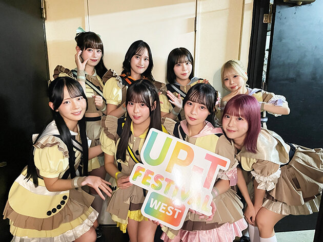 upt261022-15.jpg