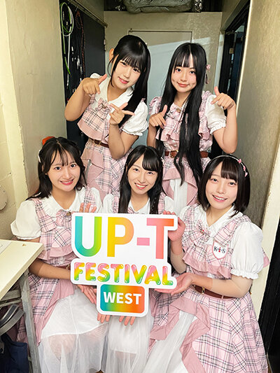upt261022-9.jpg