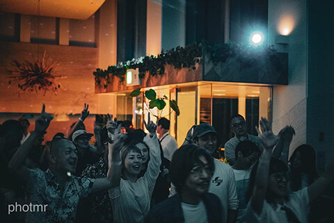 480live_night.jpg