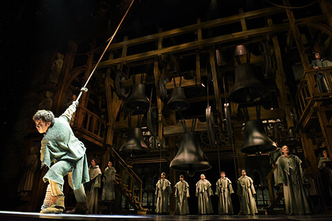 notredame_butai.jpg